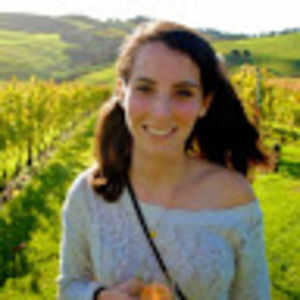 Meet your Posher, Caroline